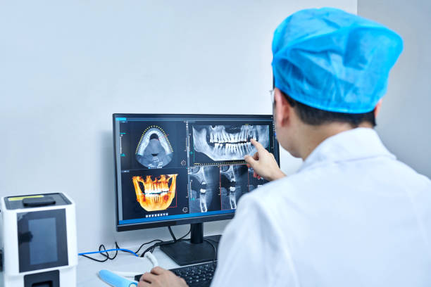 Best Cracked Tooth Emergency Dentist  in Reed City, MI
